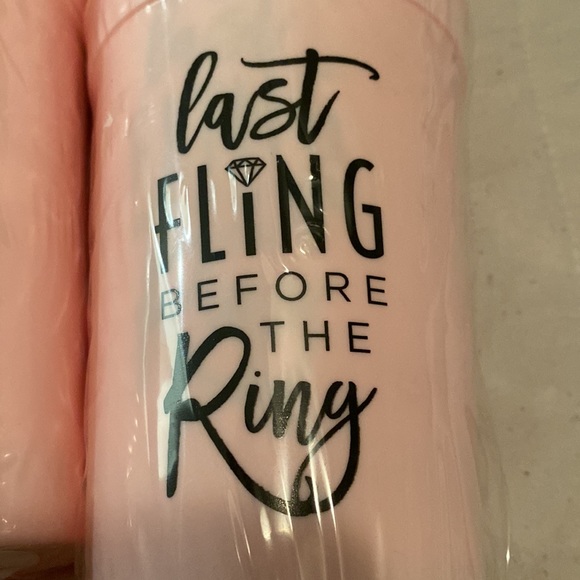 Last Fling Before the Ring 12 count drink tumblers - Picture 2 of 2